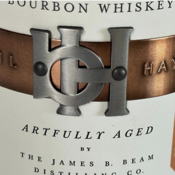 Basil Hayden Kentucky Bourbon Whiskey 750 ml bottle (empty) - Picture 9 of 14